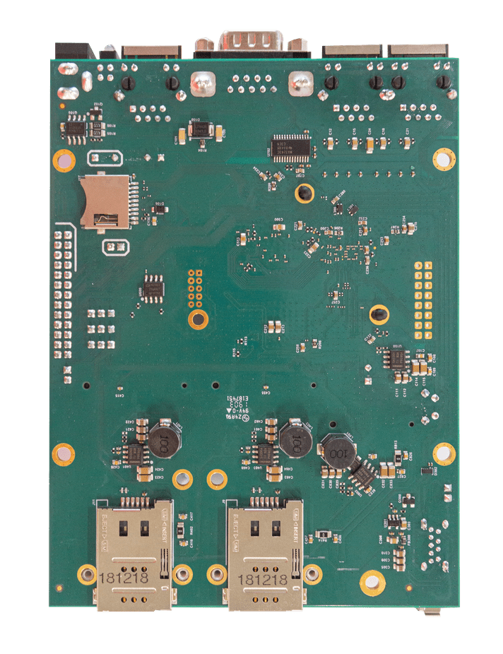 RBM33G RBM - Powerful OEM board with three Gigabit LAN and two miniPCIe slots